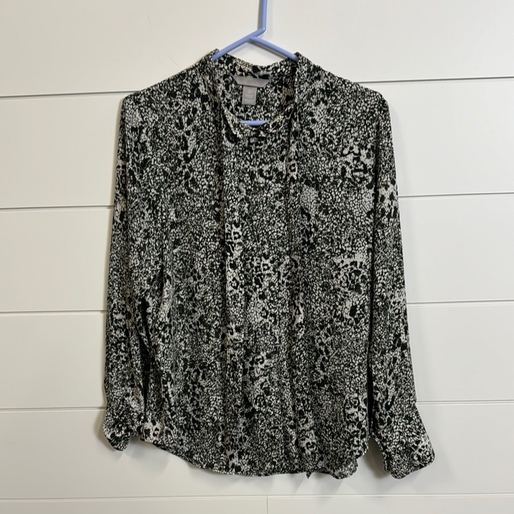 Women's Black and White Patterned set! Skirt and top